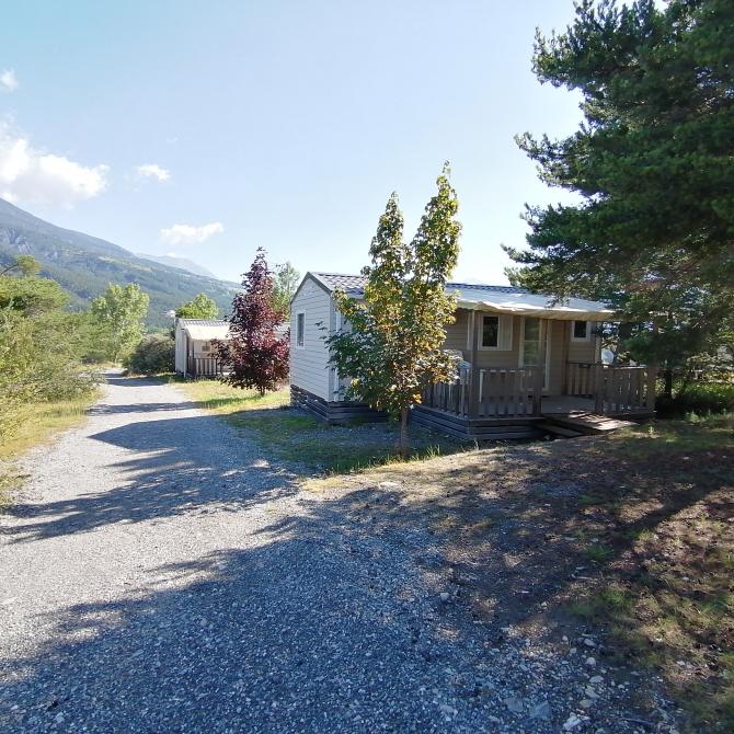 camping  la garenne à crots  hautes alpes